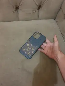 Mulus.authentic casing hp ipone 13 pro