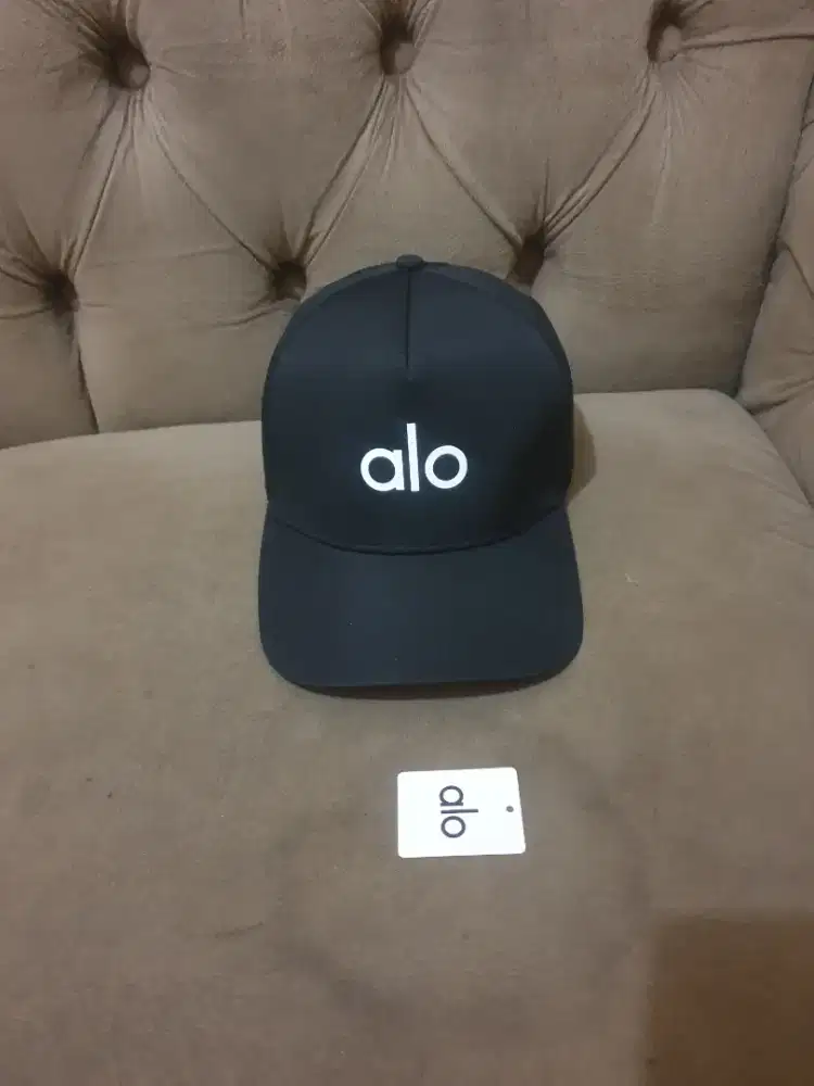 Mulus.authentic topi alo