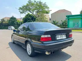 Bmw 320i E36 automatik 1995