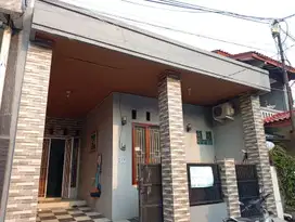 Rumah SHM 8 menit ke Transpark Juanda Bekasi Dibantu KPR J-33137
