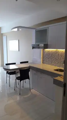 Di Jual Apartemeb Puncak Bukit Golf 2 br luas 52m²
