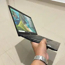 Laptop Slim Core i5 GEN 8 RAM 8GB FHD (1920x1080) 256GB