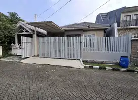 Di Sewakan Rumah Baru Renovasi Villa Melati Mas Serpong Jalan 2 Jalur