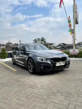 Bmw 330i 2019 F30