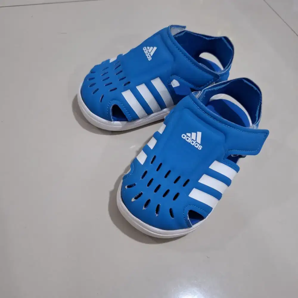 SENDAL SEPATU KIDS ADIDAS BLUE