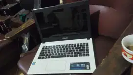 Laptop asus Intel celeron 1007u hdd 500gb ram 4gb dd3