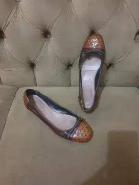 Mulus.authentic flet shoes tods size 39