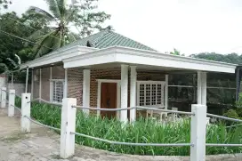 Dijual Lahan Kandang Sapi Luas berikut Rumah Villa Siap Huni