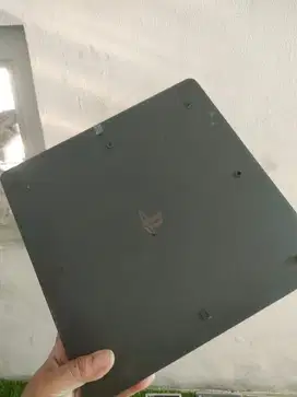 Ps4 slim black edition