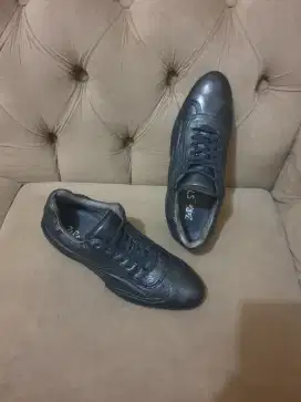 Mulus.authentic sepatu zero size 41