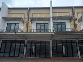 Ruko Baru Siap Huni Free PPN di Aryana Karawaci Tangerang