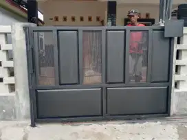 *Pintu Minimalis*