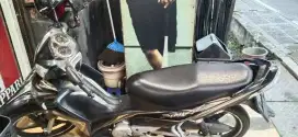 jupiter robot hitam