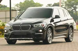 Daily Keren! BMW X1 XLine 2018 Panoramic Black 320i c200 gla200
