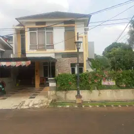 Rumah di BCC Bogor, di depan Taman