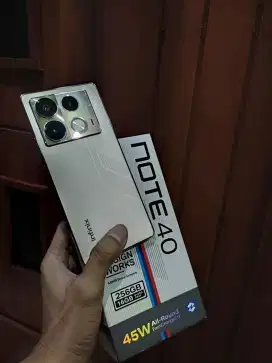 Di jual INFINIX NOTE 40 8+8/256GB Special Edision BMW series Original