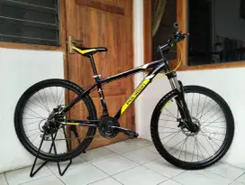 Sepeda mtb Polygon Monarch 5