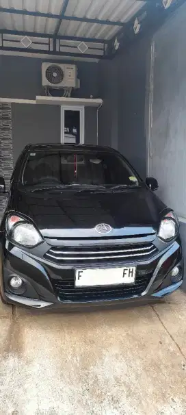 Dijual Ayla 1.0 X AT Tahun 2018 (Hitam)