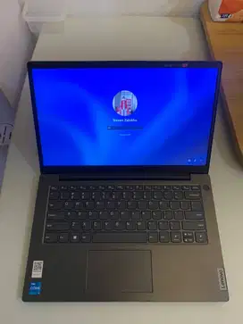 V14  12GB RAM G2 Core i3 - 1115G4