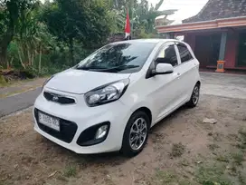 Kia Picanto 2013 Bensin