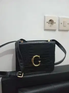 Dijual tas guess