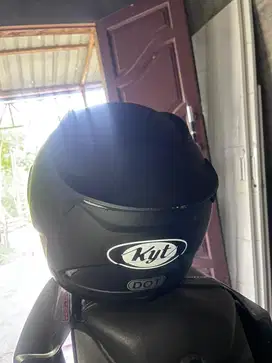 Helm KYT RC Seven Full Face Bekas seperti baru