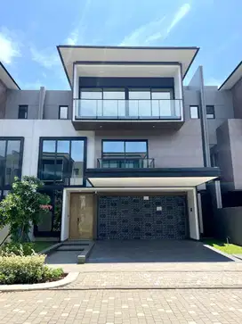 DISEWAKAN Rumah Mewah BRAND NEW LAYTON At NAVAPARK BSD