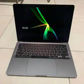 Macbook Pro M2 2022 13 inch 256 GB + Casing Supacase