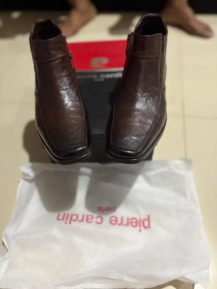Sepatu  formal pria