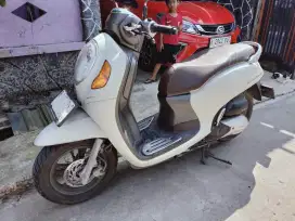 Scoopy prestige 2023