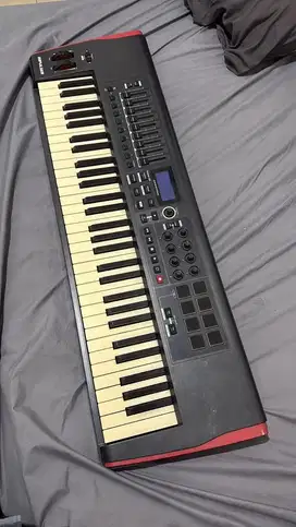 MIDI Controller Novation Impulse 61 Keys
