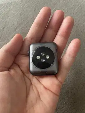 Apple Watch (iwatch) gen 3 42mm