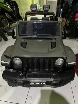 Mobil aki anak remote