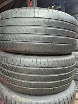 Ban copotan mercy mechlin premacy4 215/55 R16 80%..2pcs