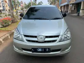 Km low ! Innova G 2.0 Manual MT bensin 2005