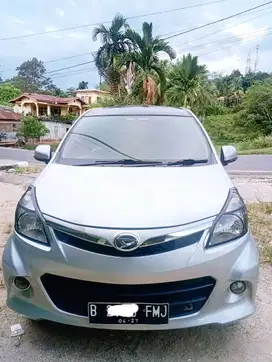 Xenia R Sporty 2012
