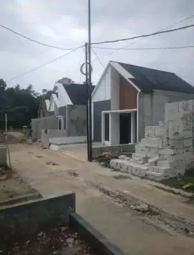 Hunian nyaman asri dan non polusi terltak di dekat gerbang tol