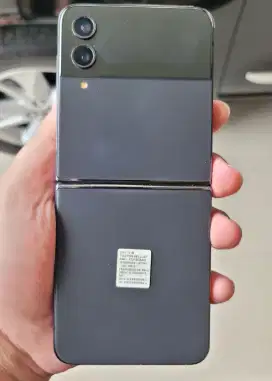 Samsung Z Flip 4 Ram 8/256
