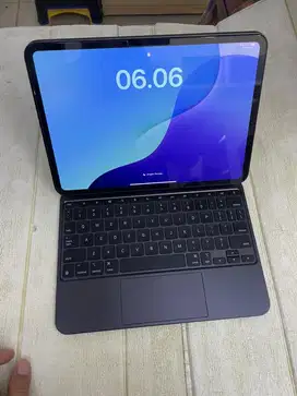 (Ibox) Ipad pro M4 11 512 wifi +magic keybord original garansi resmi