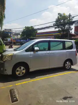 Toyota Nav1 2013