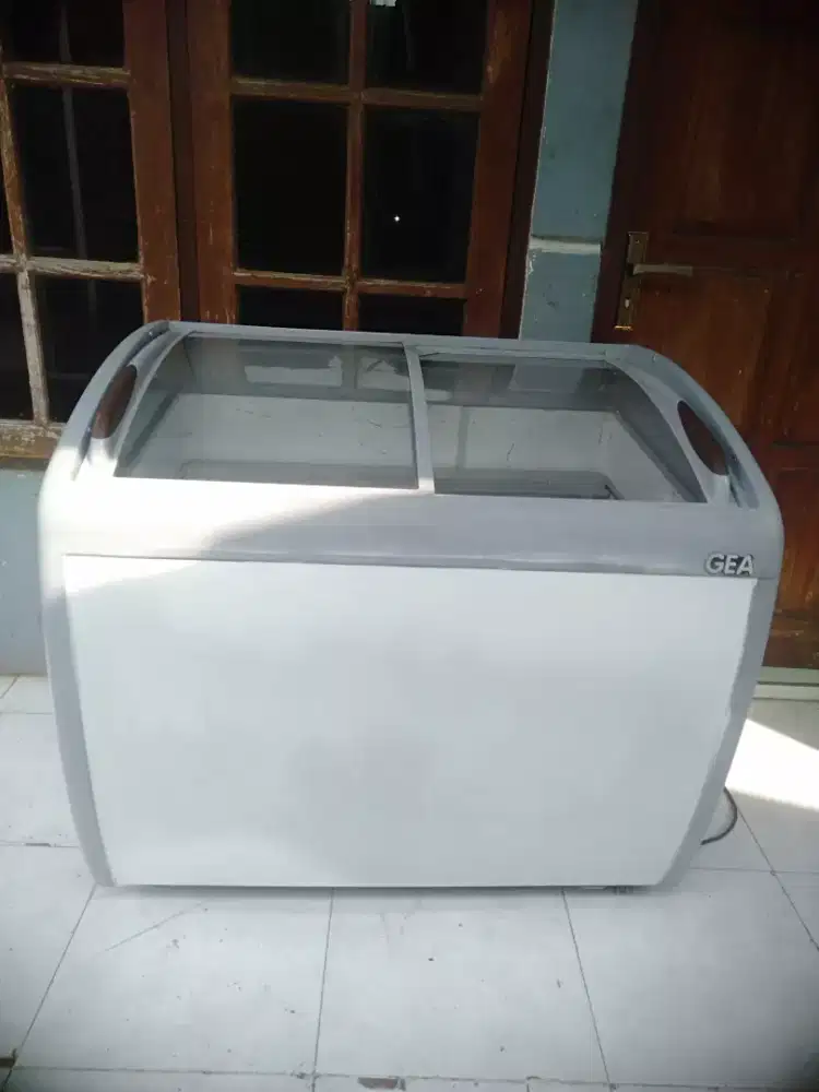 Jual cepat frizer bok pintu kaca geser