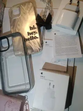 dijual cepat adapter iphone original 20W FREE 2 CASE