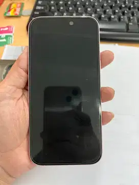 Iphone 15 pink resmi