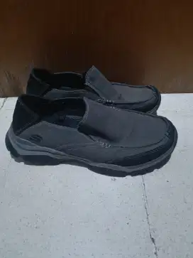 Skechers slip on relaxed fit air cooled (bekas rasa baru)