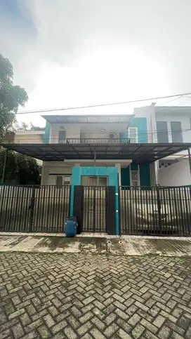 Rumah disentul rumah pribadi diJuaL ada swimming poll