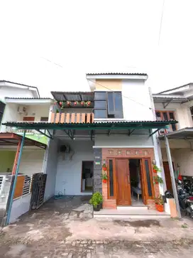 RUMAH 2 LANTAI MURAH BONUS FURNISH DI BANGUNTAPAN