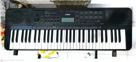 Keyboard Yamaha PSR E273