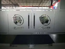Stiker kaca film blur sanblast buram sticker cutting branding printing