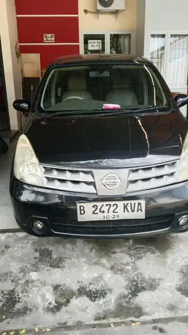 Dijual Nissan Livina 2009 Bensin