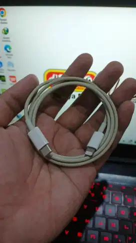 Kabel data Iphone C to lighting ORI